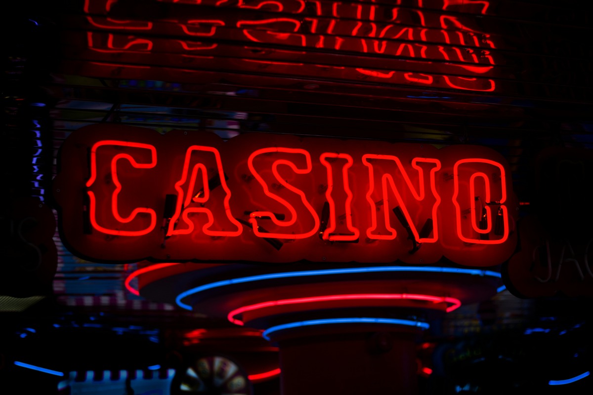 In the spotlight: Café Casino logotype
